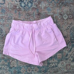 Lululemon inner glow shorts